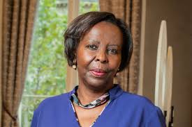 Abanyekongo bantumiye iwabo najyayo – Louise Mushikiwabo